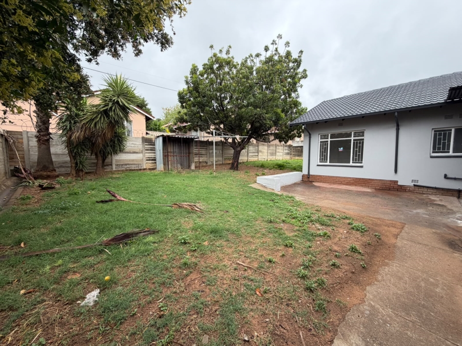 4 Bedroom Property for Sale in Geelhoutpark North West